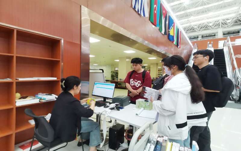 点击图片进入下一页 点击图片进入下一页